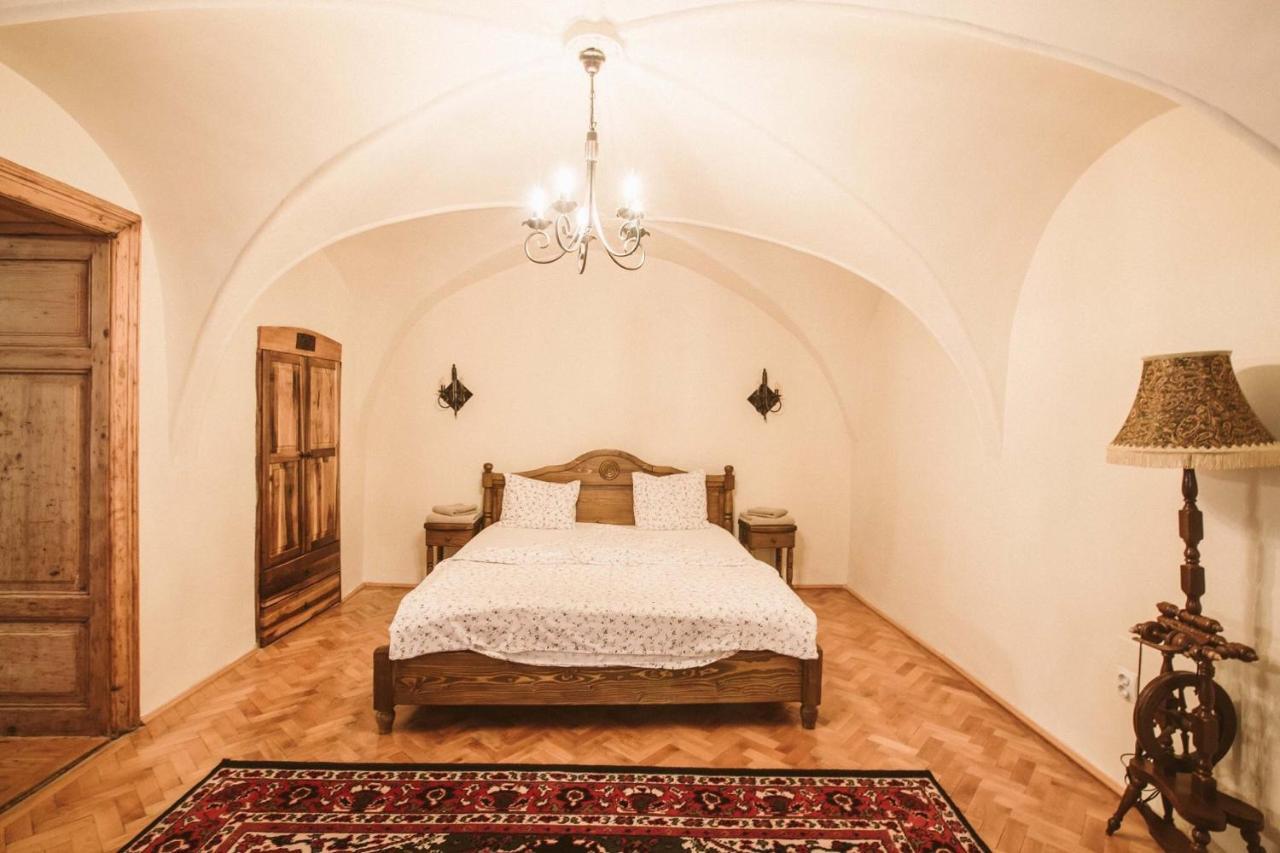 Апартаменты Casa Schobeln Брашов Экстерьер фото